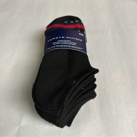 New Tommy Hilfiger Socks Women’s 6 Pair Black Cushion No Show Socks Activewear - Picture 2 of 12